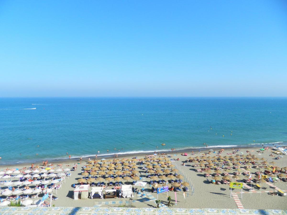 La Nogalera Deluxe Apartment Торемолинос Екстериор снимка